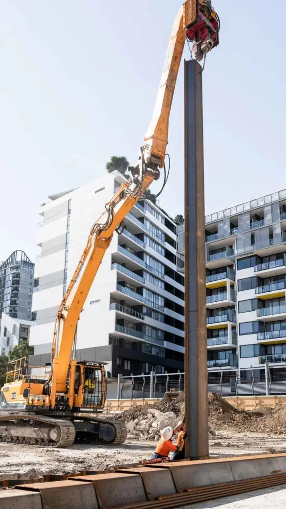 13-metre sheet pile being driven into the ground at the Zetland site by MESO Solutions.